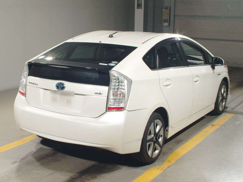 2011 Toyota Prius ZVW30[1]