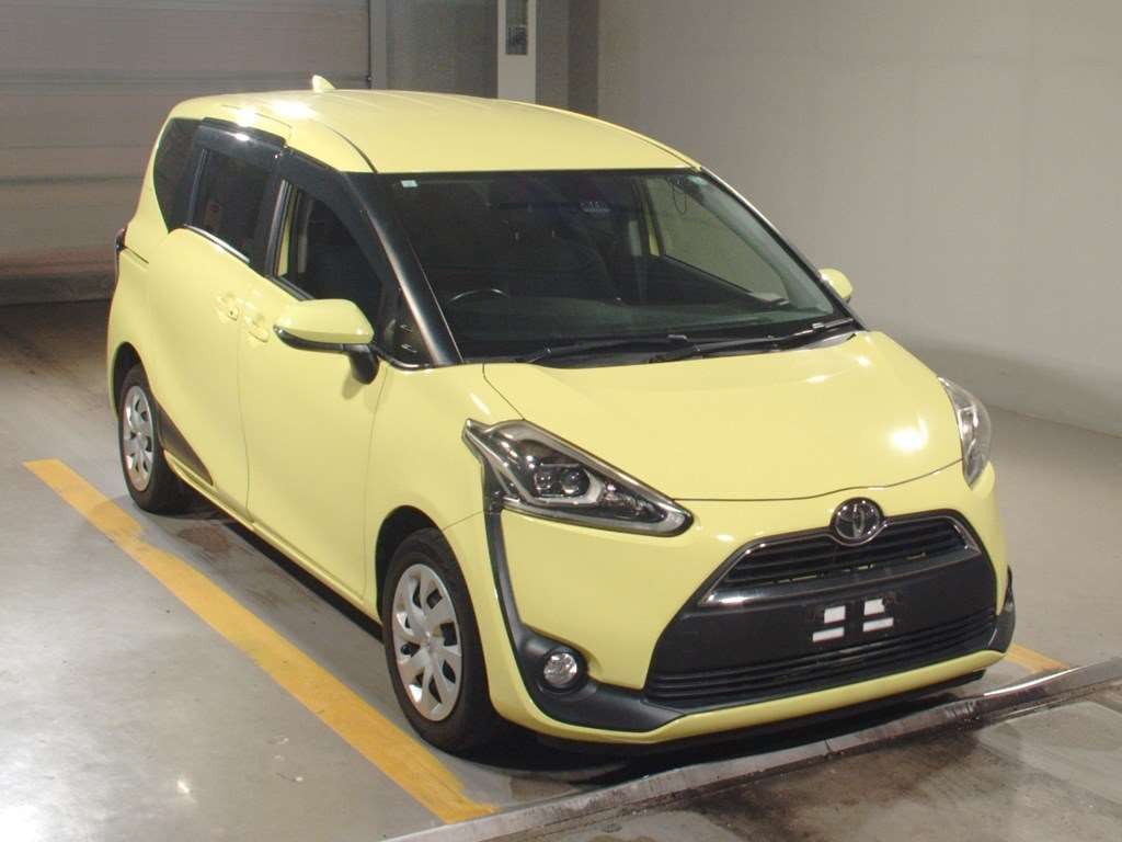 2015 Toyota Sienta NSP170G[2]