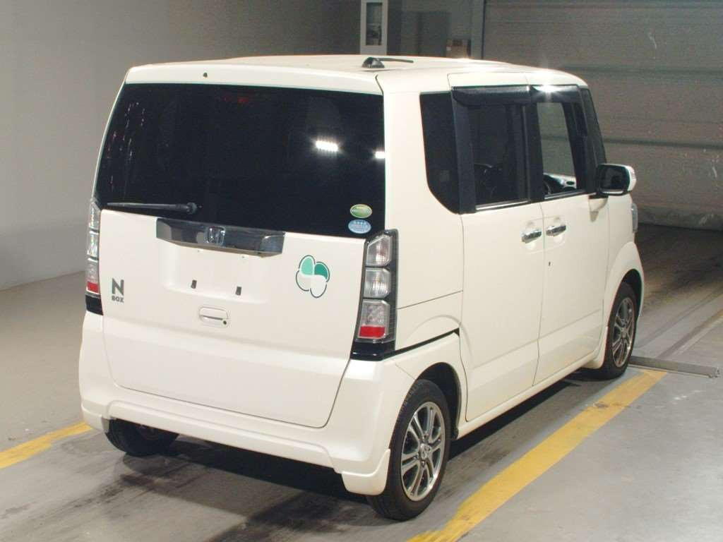 2013 Honda N-BOX JF1[1]