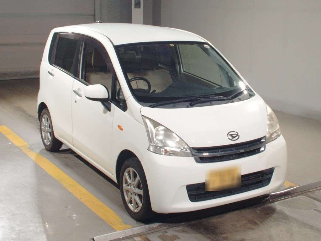 2012 Daihatsu Move LA100S[2]