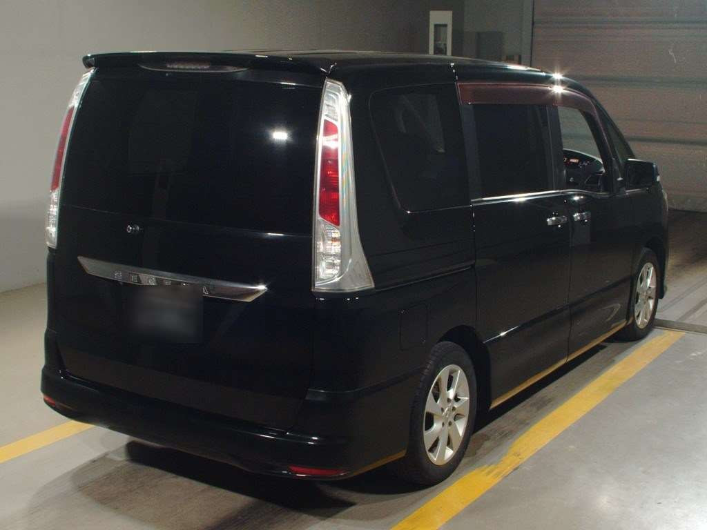 2011 Nissan Serena FC26[1]