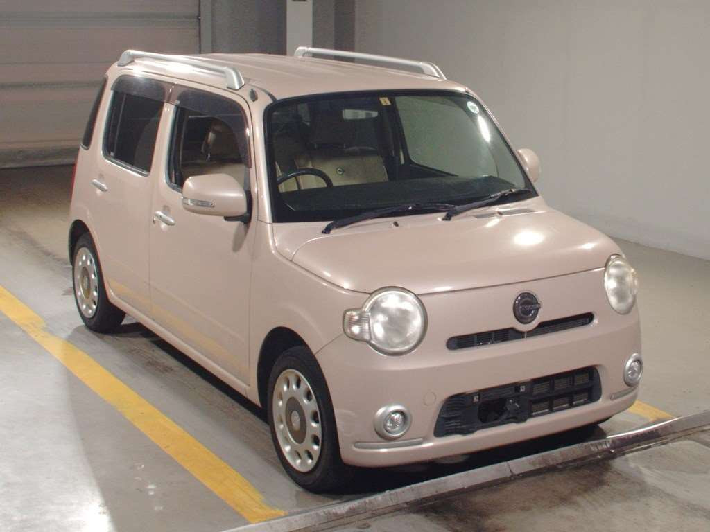 2011 Daihatsu Mira Cocoa L675S[2]