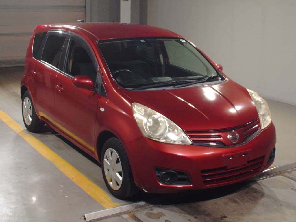 2012 Nissan Note E11[2]