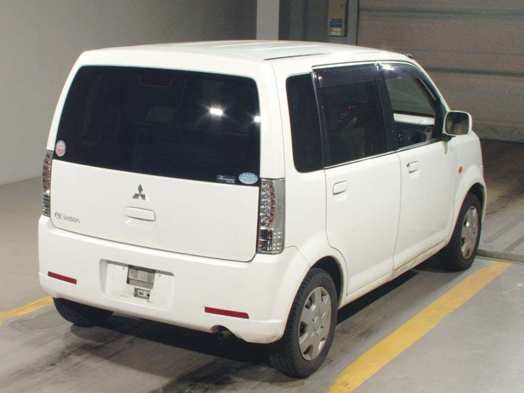 2012 Mitsubishi eK Wagon H82W[1]