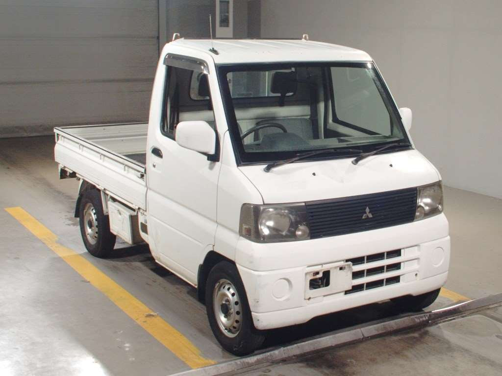 2001 Mitsubishi Minicab Truck U62T[2]