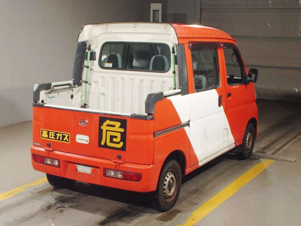 2016 Daihatsu Hijet Cargo S321W[1]