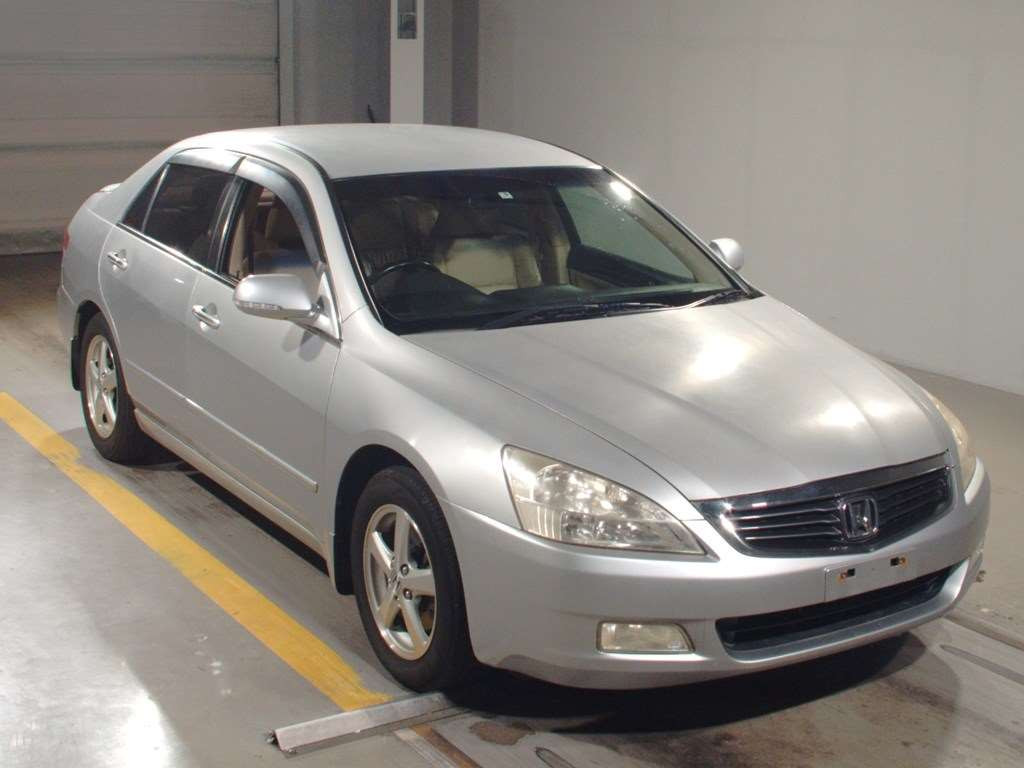 2003 Honda Inspire UC1[2]