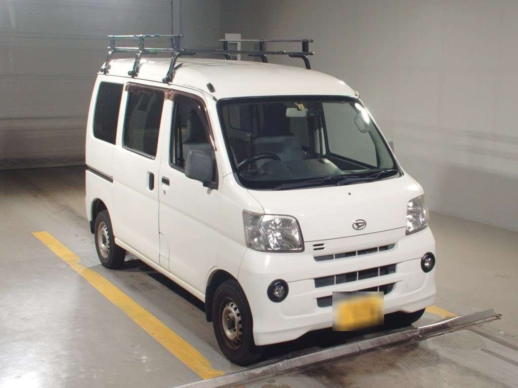 2015 Daihatsu Hijet Cargo S331V[2]