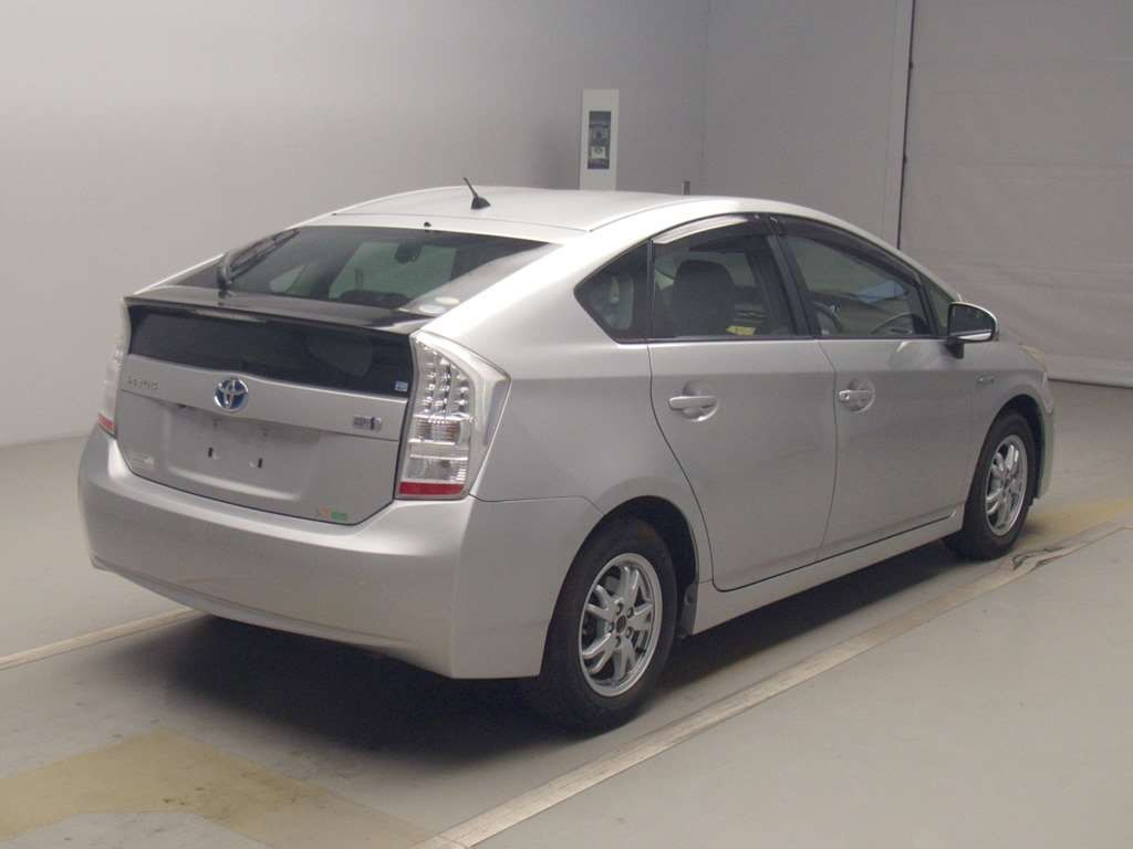 2011 Toyota Prius ZVW30[1]