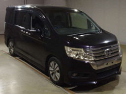 2013 Honda Step WGN Spada