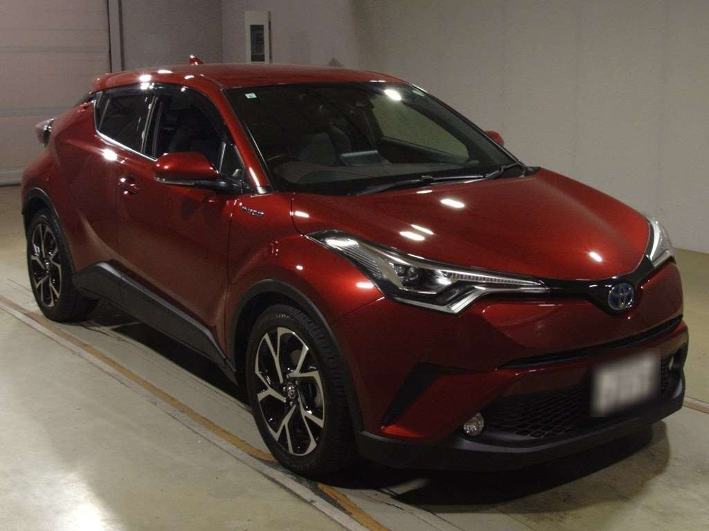 2017 Toyota C-HR ZYX10[2]