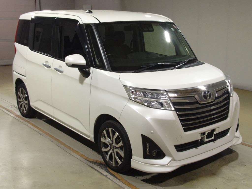 2019 Toyota Roomy M900A[2]