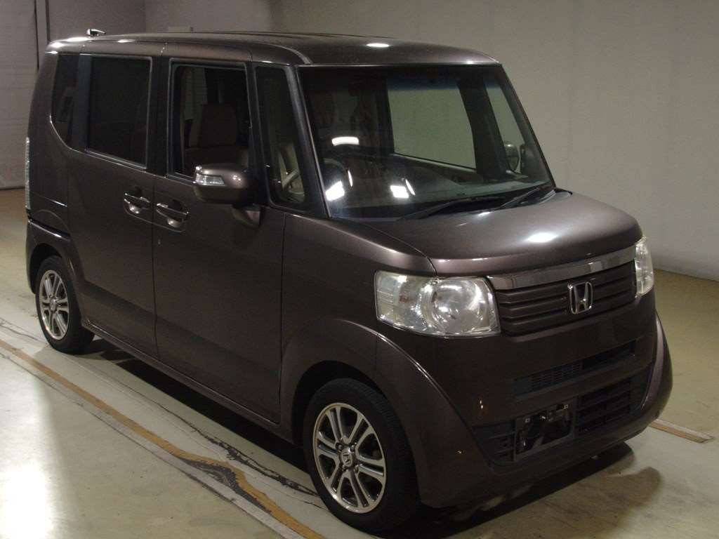 2013 Honda N-BOX JF1[2]