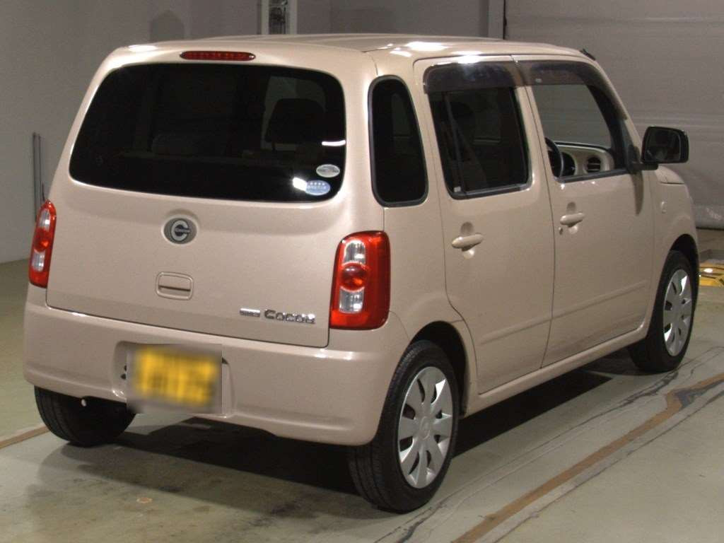 2011 Daihatsu Mira Cocoa L675S[1]