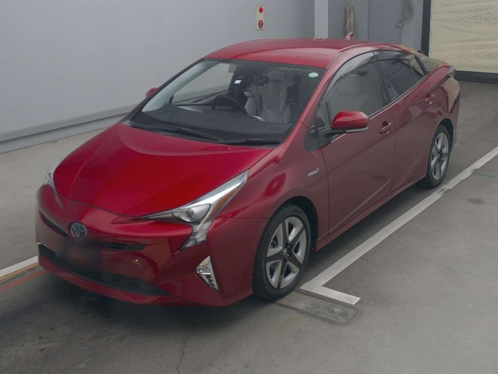 2016 Toyota Prius ZVW50[0]