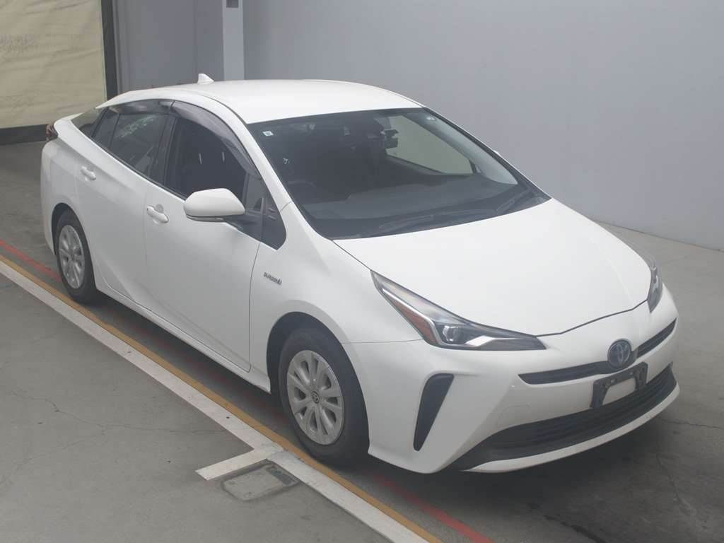 2019 Toyota Prius ZVW51[2]