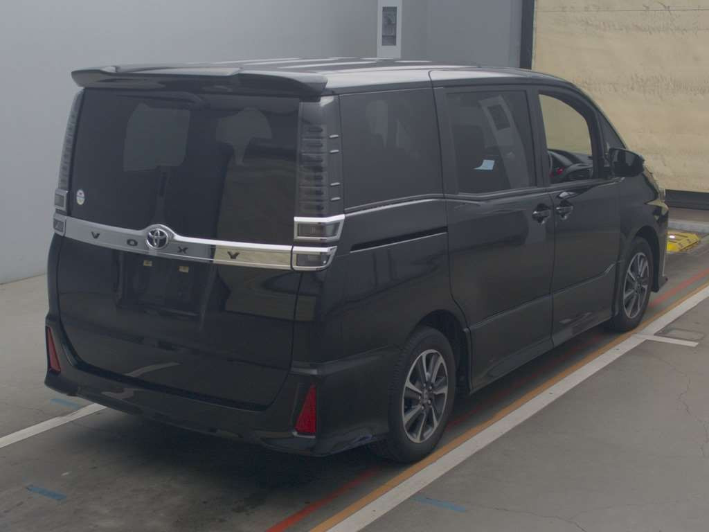 2021 Toyota Voxy ZRR80W[1]