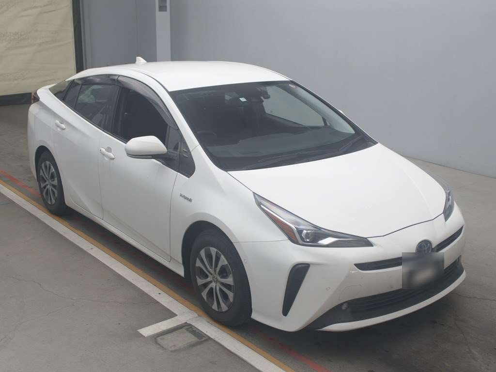 2019 Toyota Prius ZVW51[2]