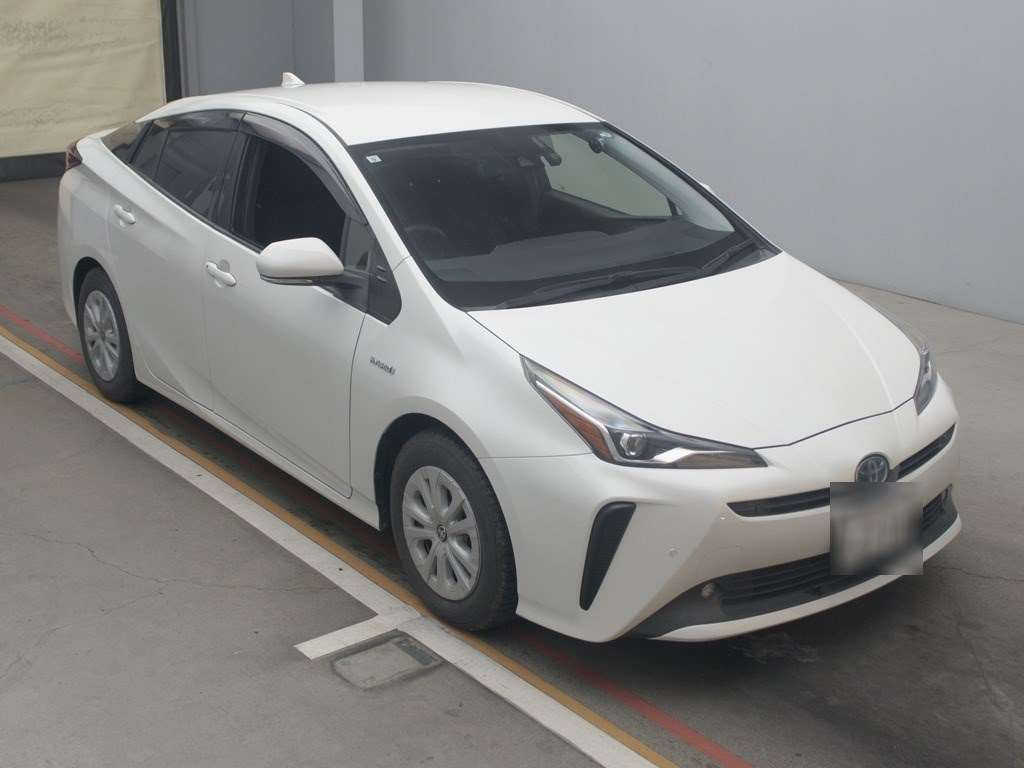 2019 Toyota Prius ZVW51[2]