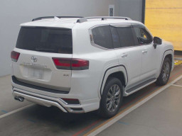 2023 Toyota Land Cruiser