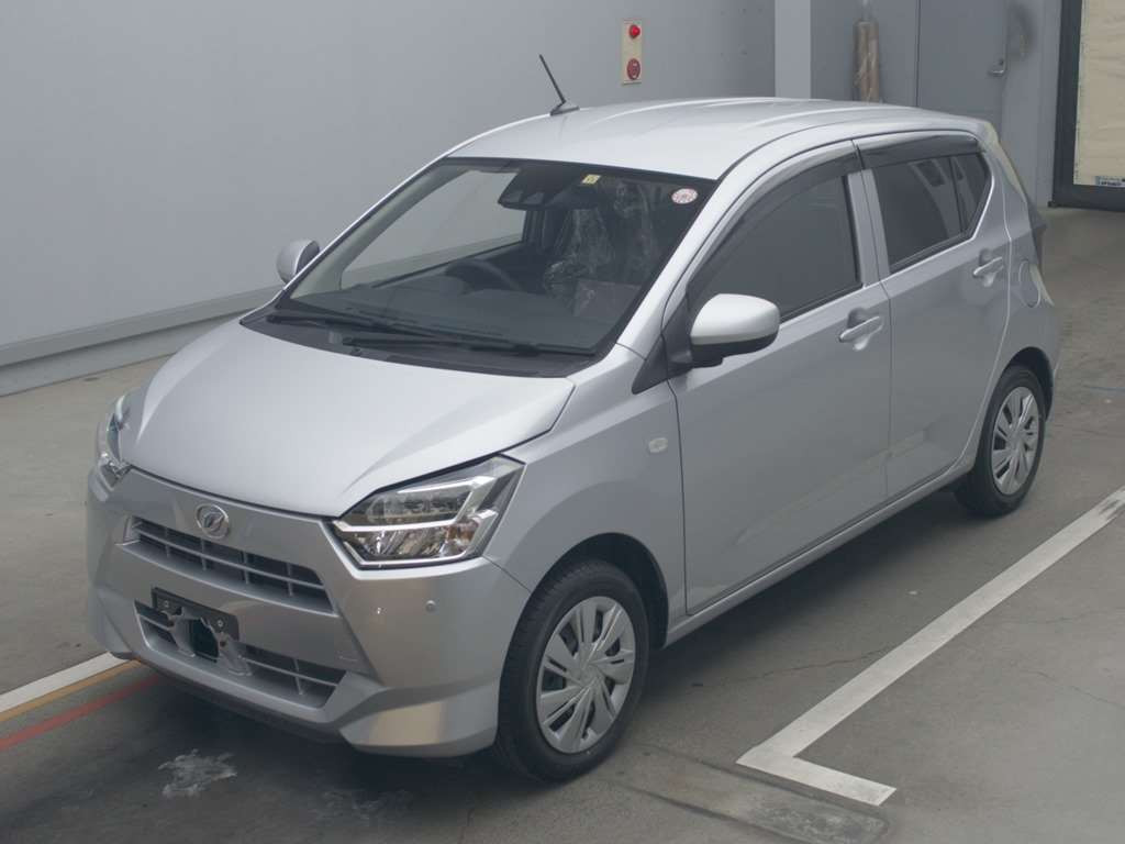 2021 Daihatsu Mira es LA350S[0]