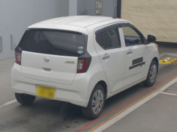 2018 Daihatsu Mira es