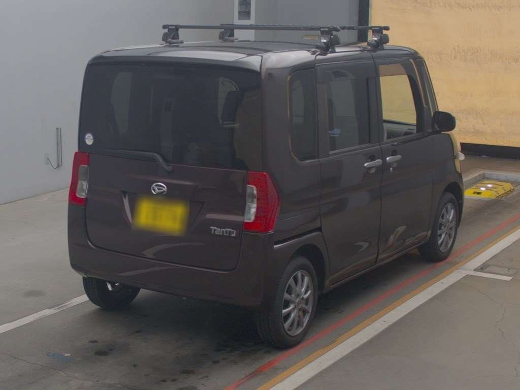 2017 Daihatsu Tanto LA600S[1]