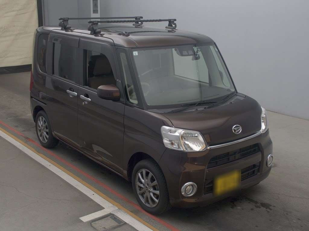 2017 Daihatsu Tanto LA600S[2]