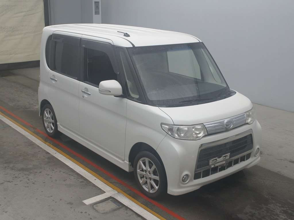 2013 Daihatsu Tanto Custom L375S[2]