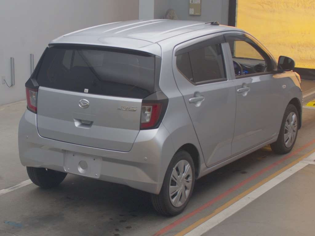 2021 Daihatsu Mira es LA350S[1]