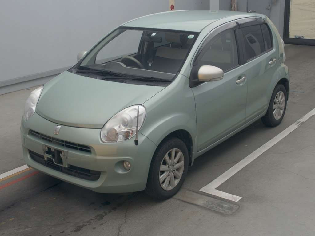 2010 Toyota Passo NGC30[0]