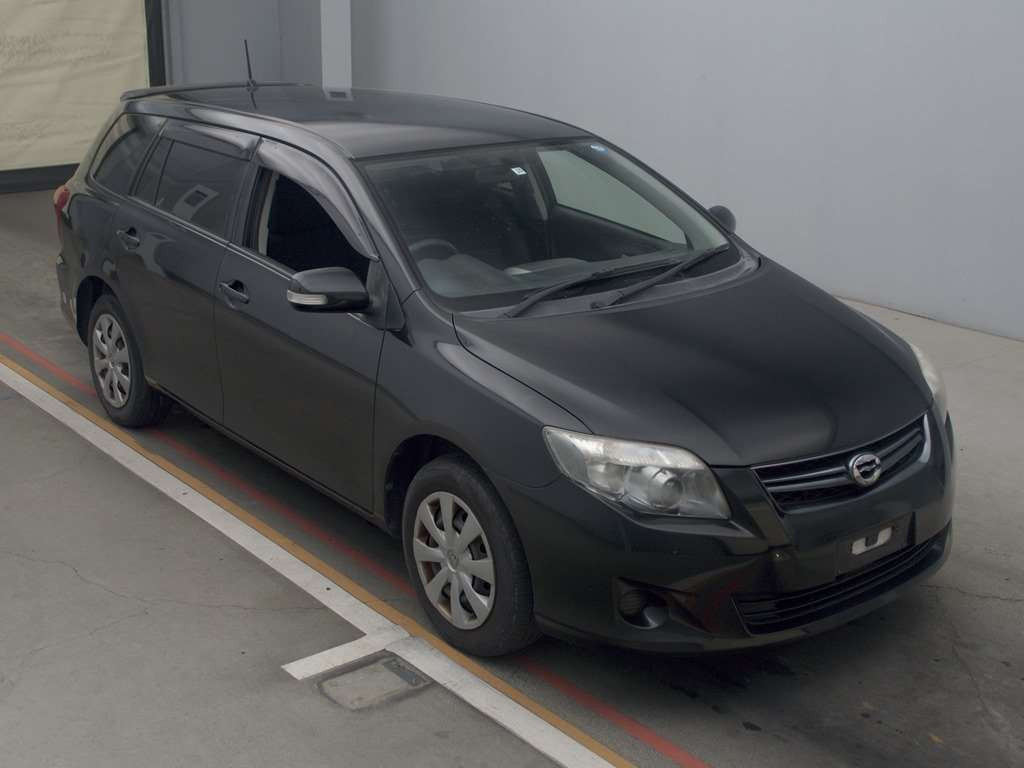 2011 Toyota Corolla Fielder NZE141G[2]