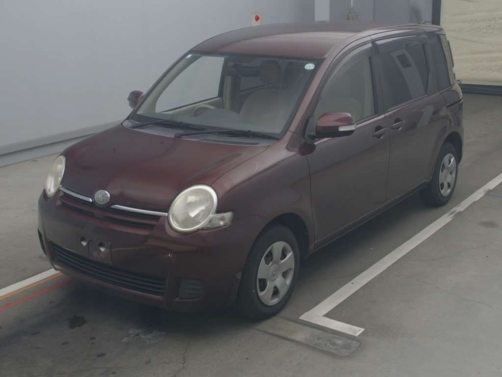 2013 Toyota Sienta NCP81G[0]