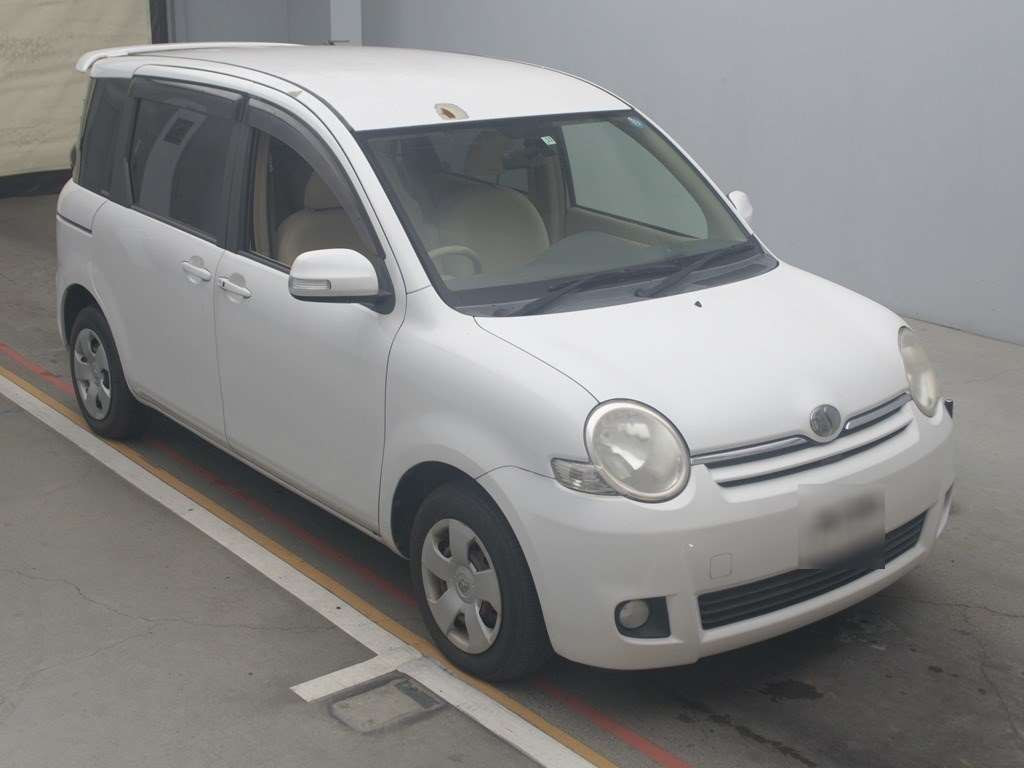 2009 Toyota Sienta NCP81G[2]