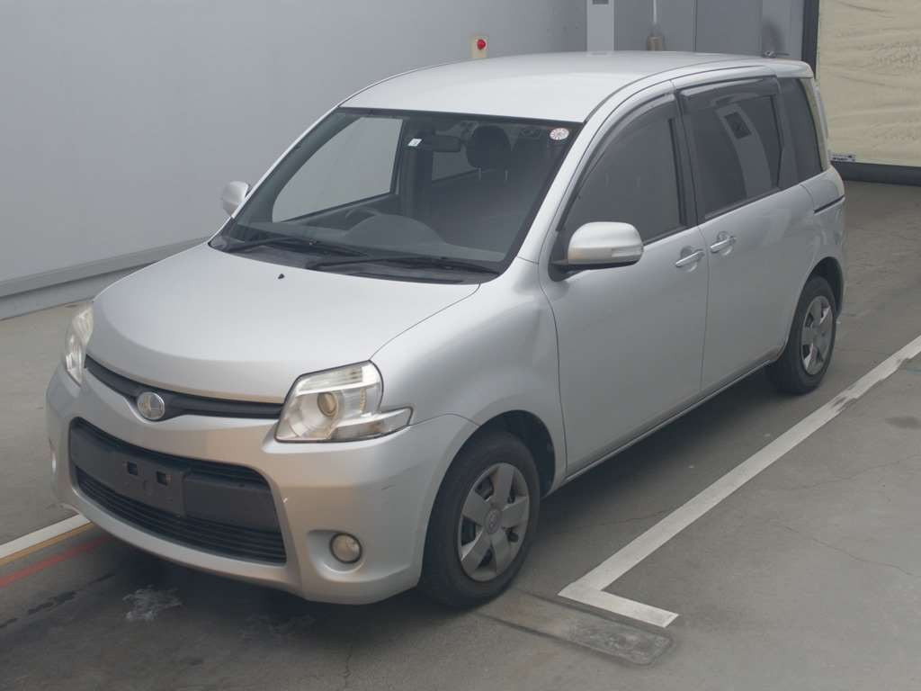 2012 Toyota Sienta NCP81G[0]