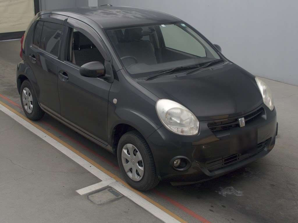 2014 Toyota Passo KGC30[2]