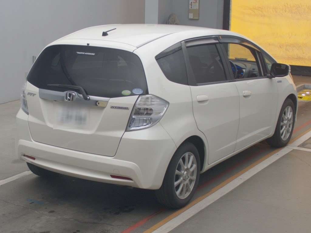 2010 Honda Fit Hybrid GP1[1]