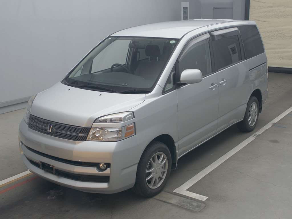 2005 Toyota Voxy AZR65G[0]