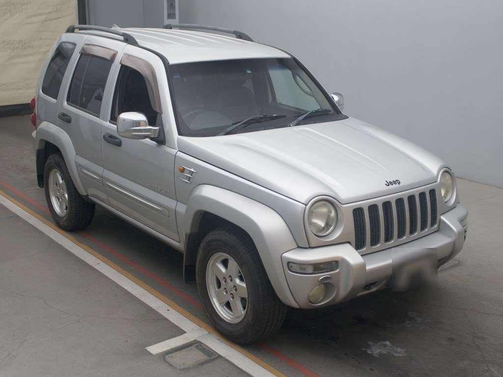 2004 Jeep Cherokee KJ37[2]