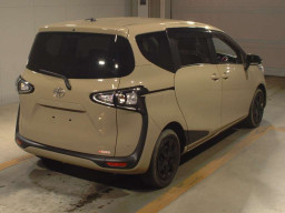 2021 Toyota Sienta