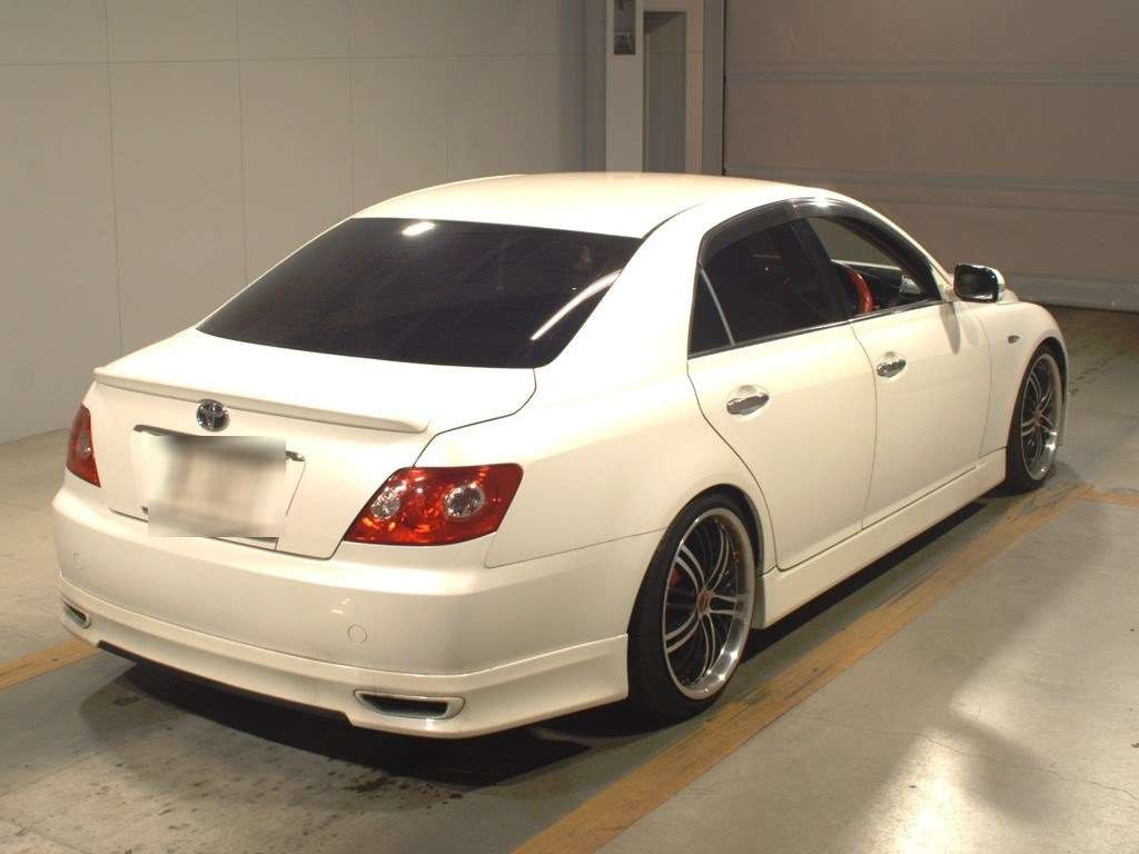 2005 Toyota Mark X GRX120[1]