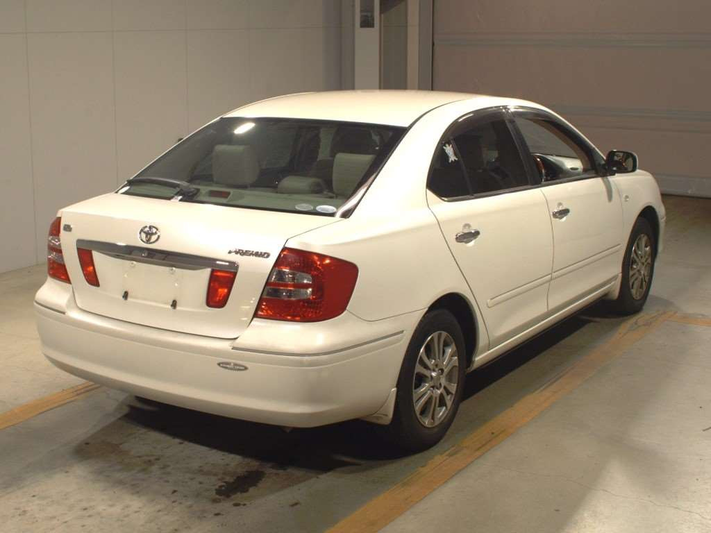 2005 Toyota Premio ZZT240[1]