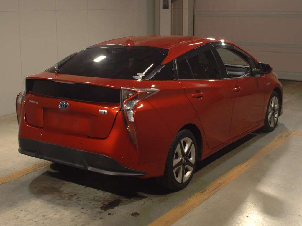 2017 Toyota Prius ZVW51[1]