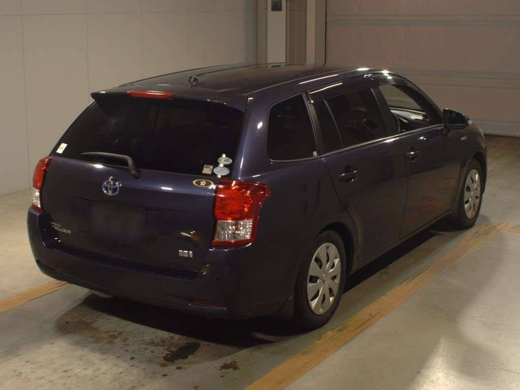 2014 Toyota Corolla Fielder NKE165G[1]