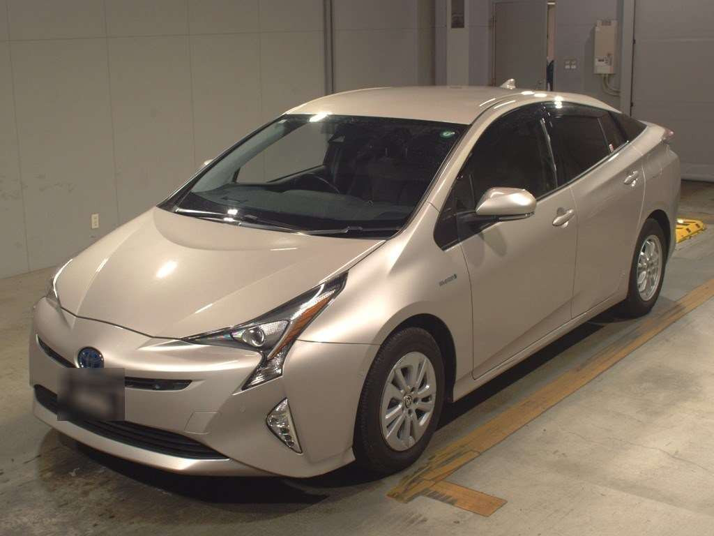 2017 Toyota Prius ZVW50[0]