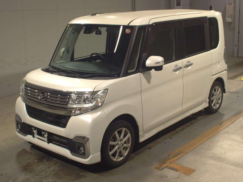 2016 Daihatsu Tanto Custom LA600S[0]