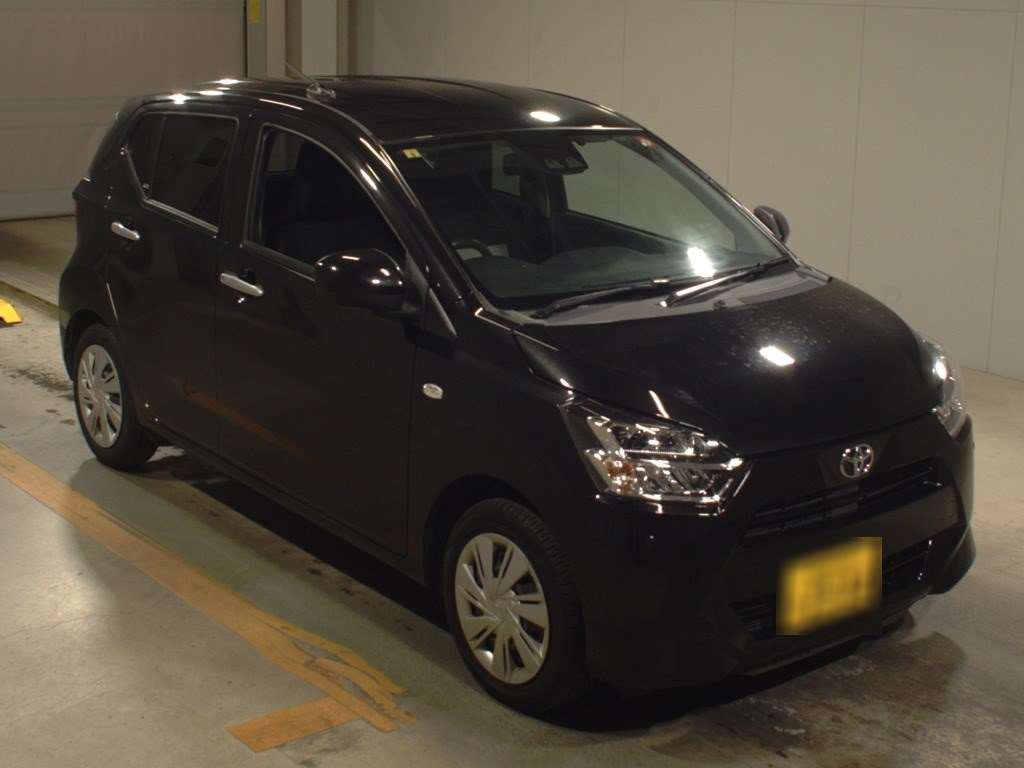 2019 Toyota Pixis Epoch LA350A[2]