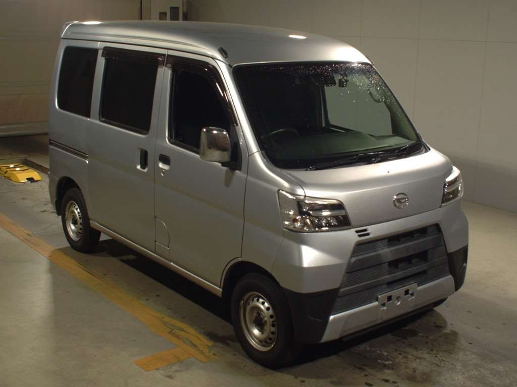 2020 Daihatsu Hijet Cargo S321V[2]