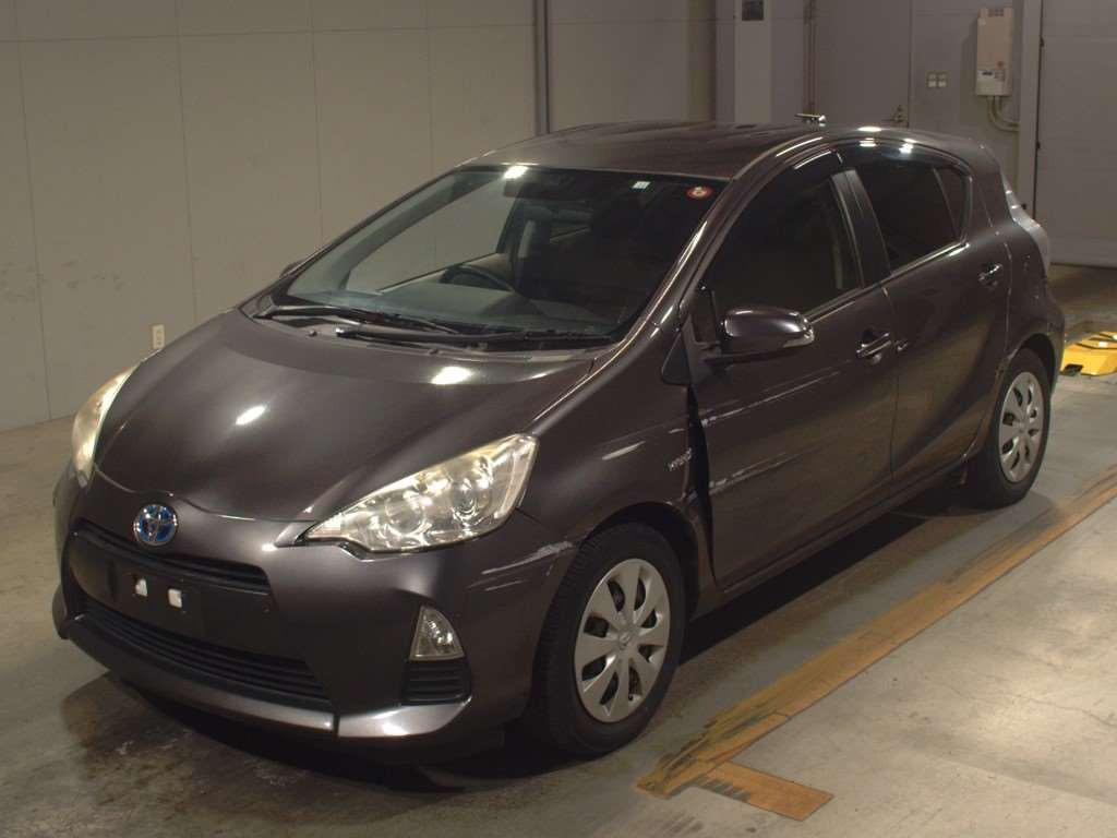 2012 Toyota Aqua NHP10[0]