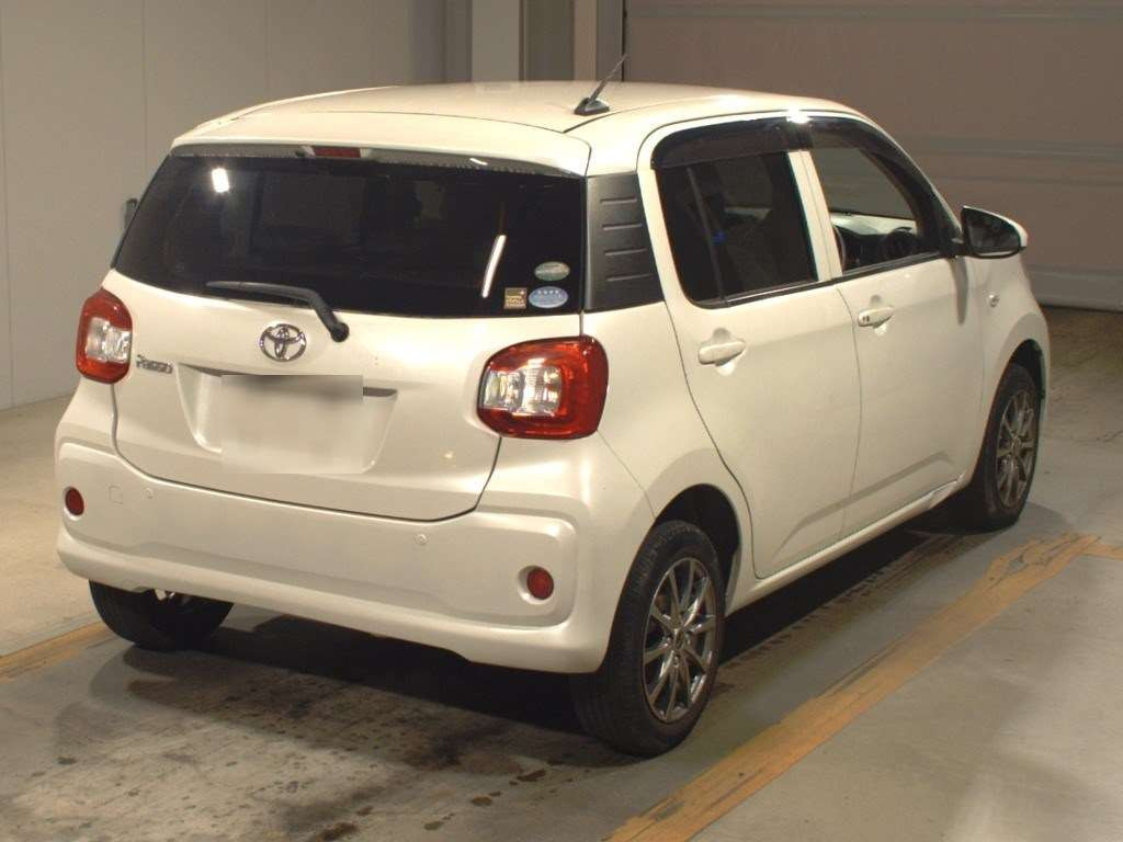 2016 Toyota Passo M700A[1]